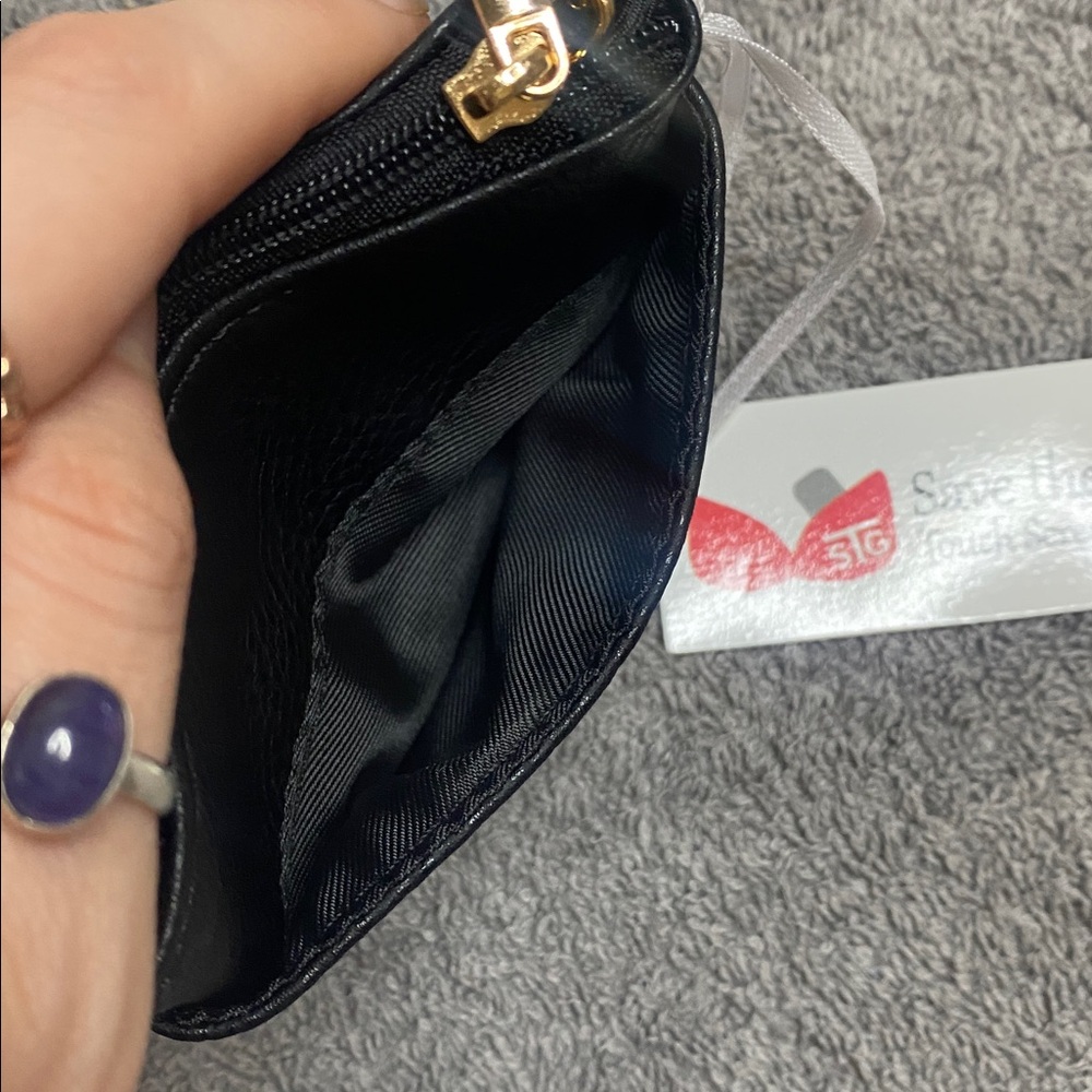 🪼Black wallet with gold details and 3 zipper spots and a pouch on the back! - Picture 3 of 5